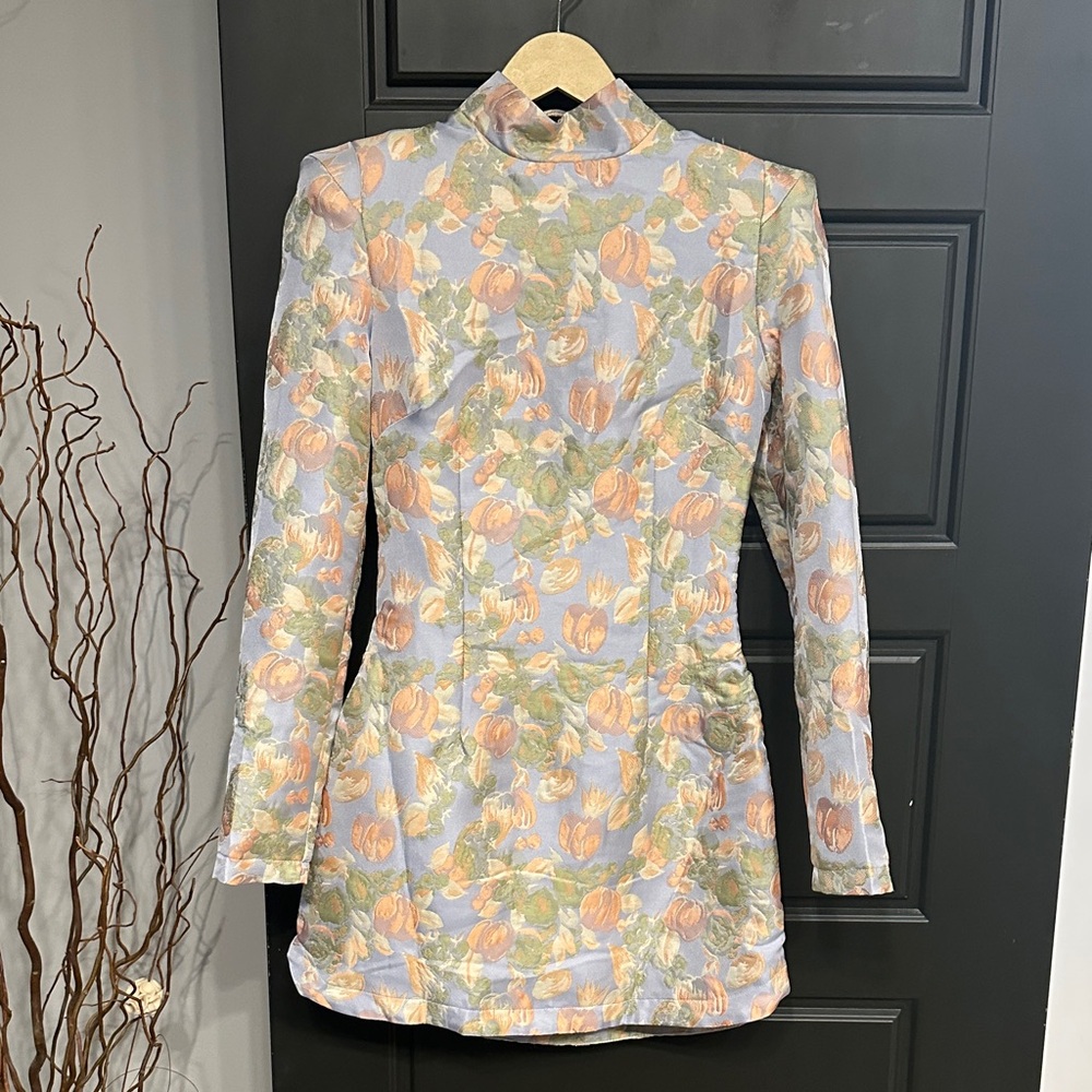 Elegant Floral Long Sleeve Dress in Soft Pastels